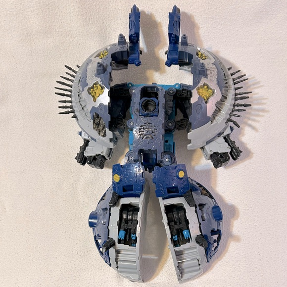 Transformers Supreme Class Cybertron Primus Unicron Action Figure. Incomplete. - Picture 11 of 13